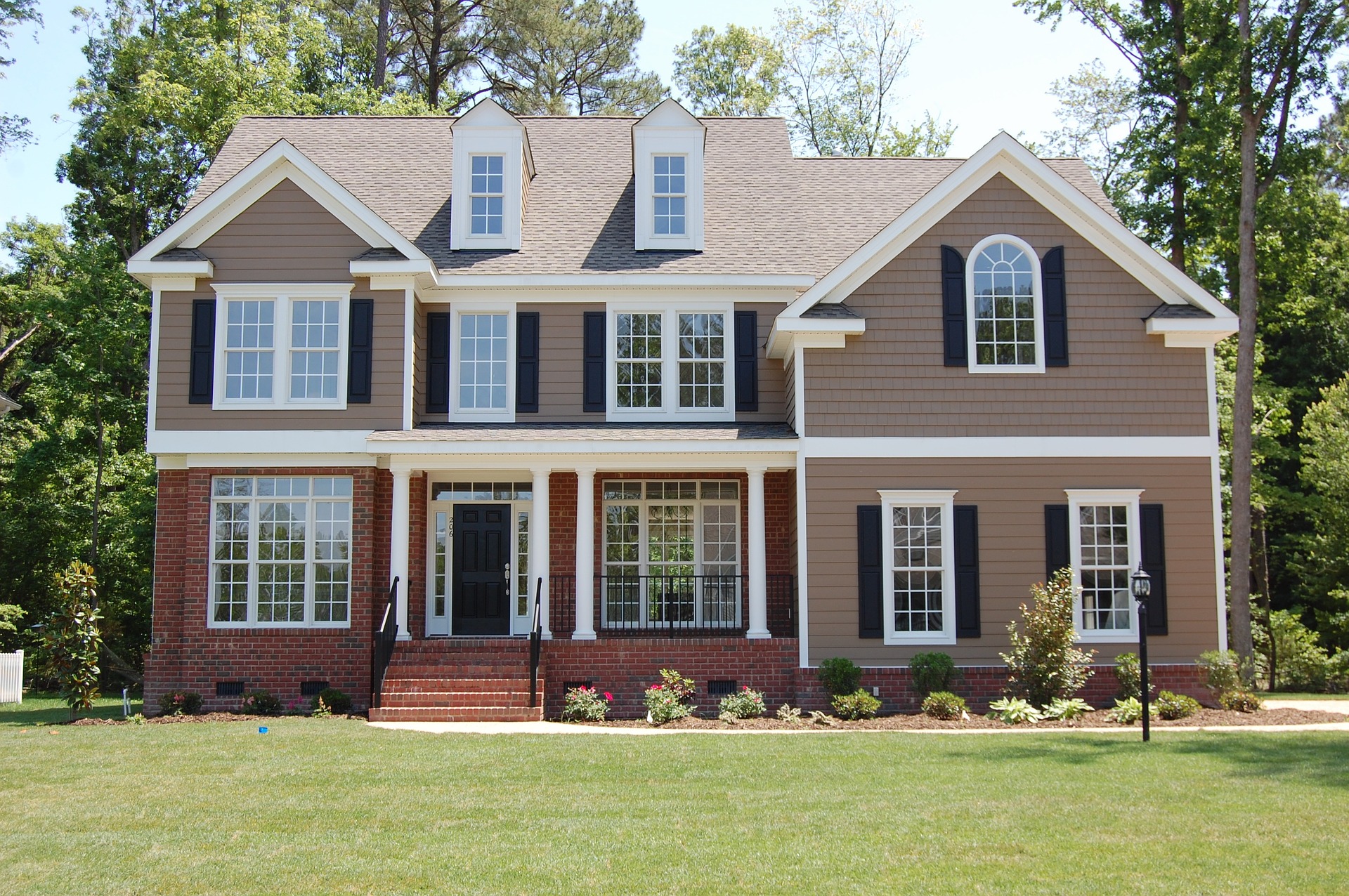 When to Paint Exterior Wood